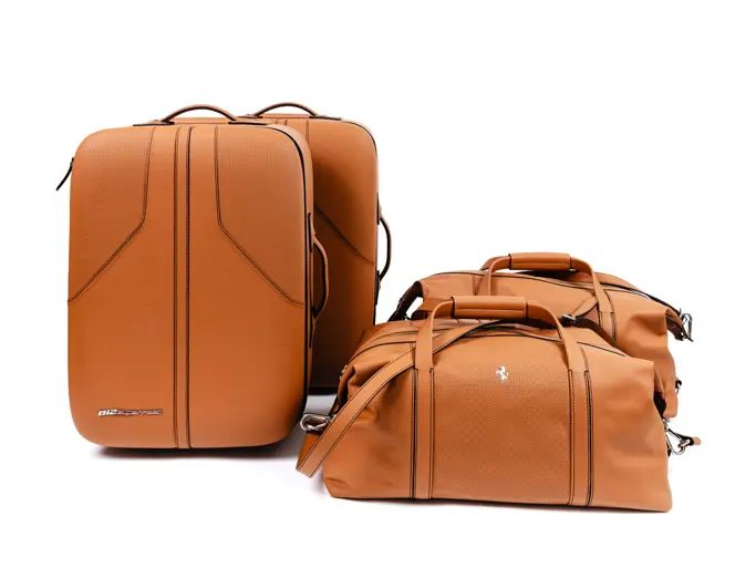 Ferrari — Ferrari 812 Superfast Luggage Set